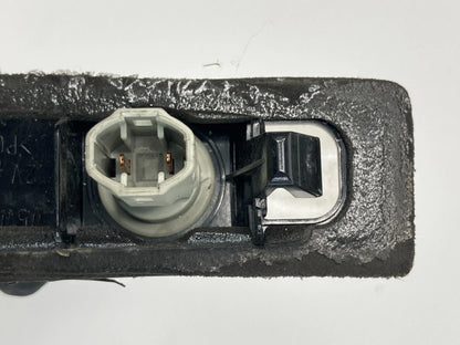 2004-2015 TOYOTA PRIUS 2009-2013 MATRIX REAR TRUNK LICENSE PLATE LIGHT LAMP OEM