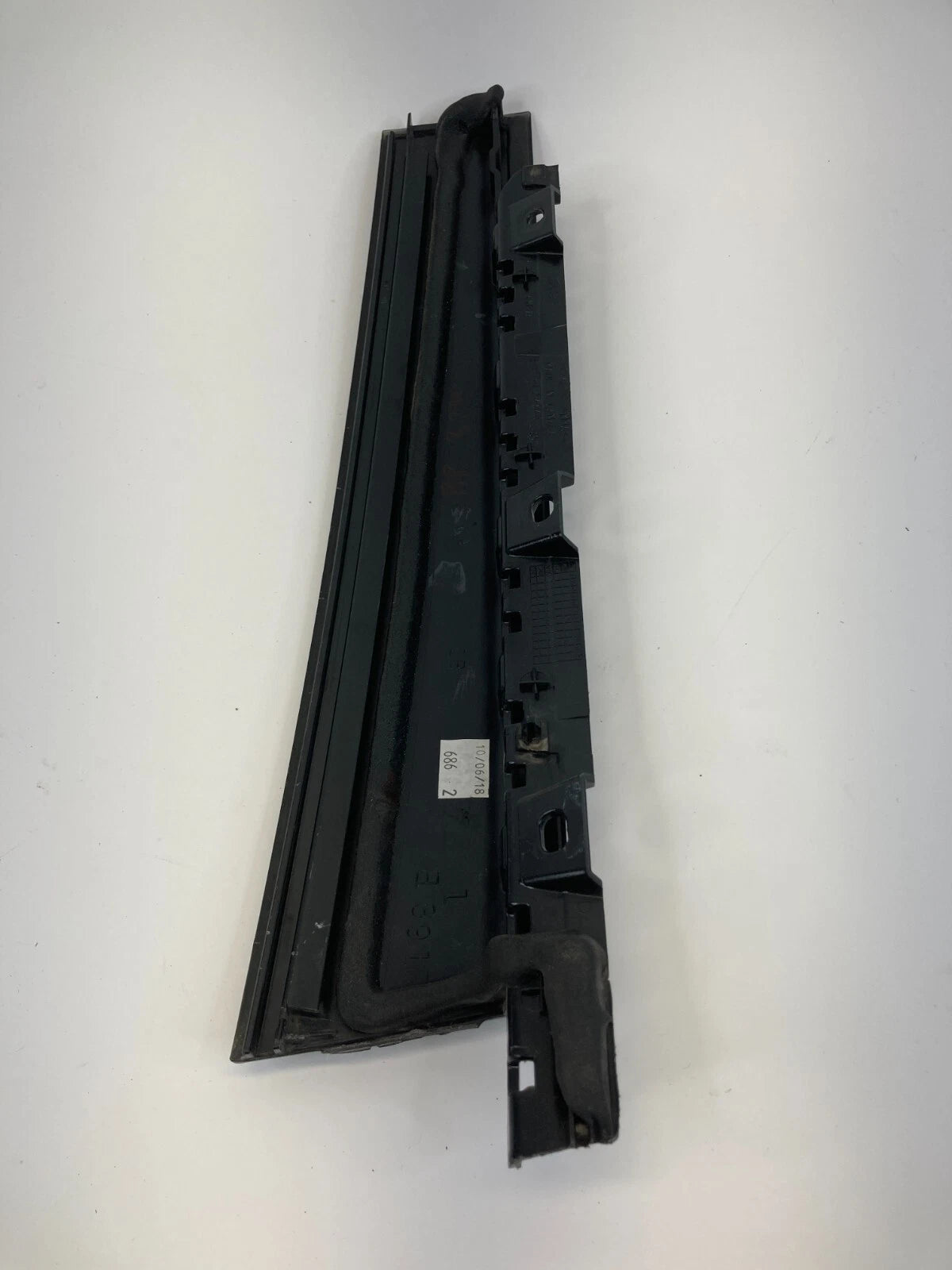 2013-2020 FORD FUSION REAR RIGHT BACK SIDE DOOR REARWARD APPLIQUE MOLDING TRIM