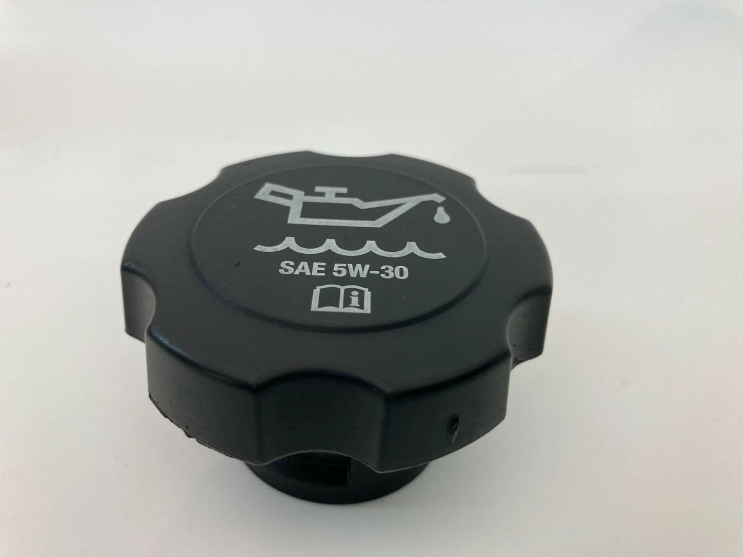 2000-2011 CHEVROLET IMPALA SEDAN 4-DR 3.4L 12V ENGINE OIL FILLER CAP LID OEM