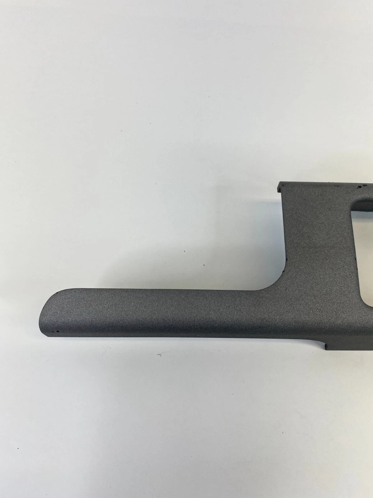 2003-2006 RANGE ROVER REAR LEFT SIDE INTERIOR DOOR HANDLE COVER TRIM BEZEL OEM