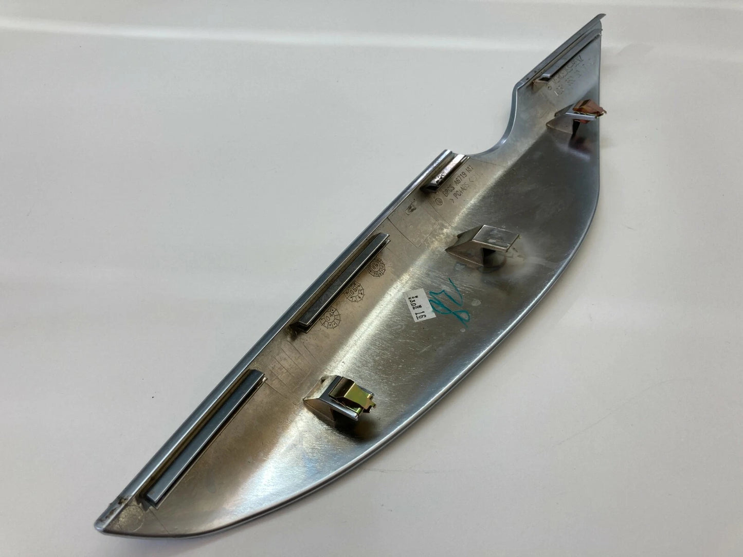 06-09 MERCEDES-BENZ R350 RIGHT SIDE CENTER CONSOLE COVER TRIM PANEL A2516802017