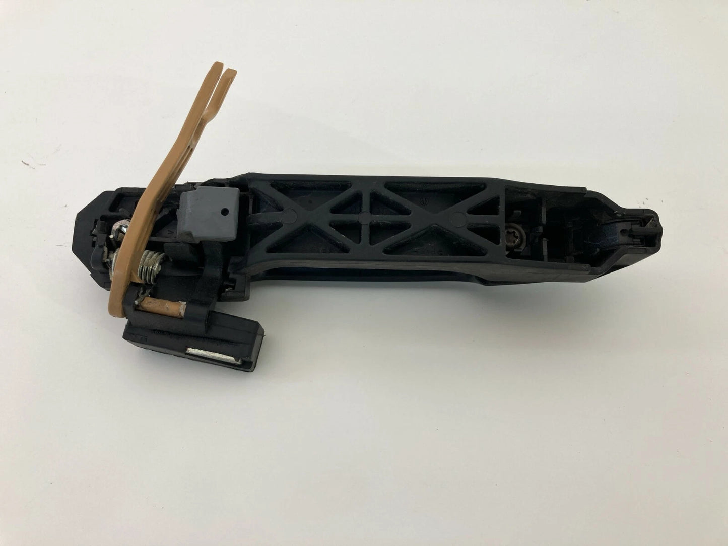 2004-2009 TOYOTA PRIUS REAR RIGHT SIDE OUTER EXTERIOR DOOR HANDLE ASSEMBLY OEM