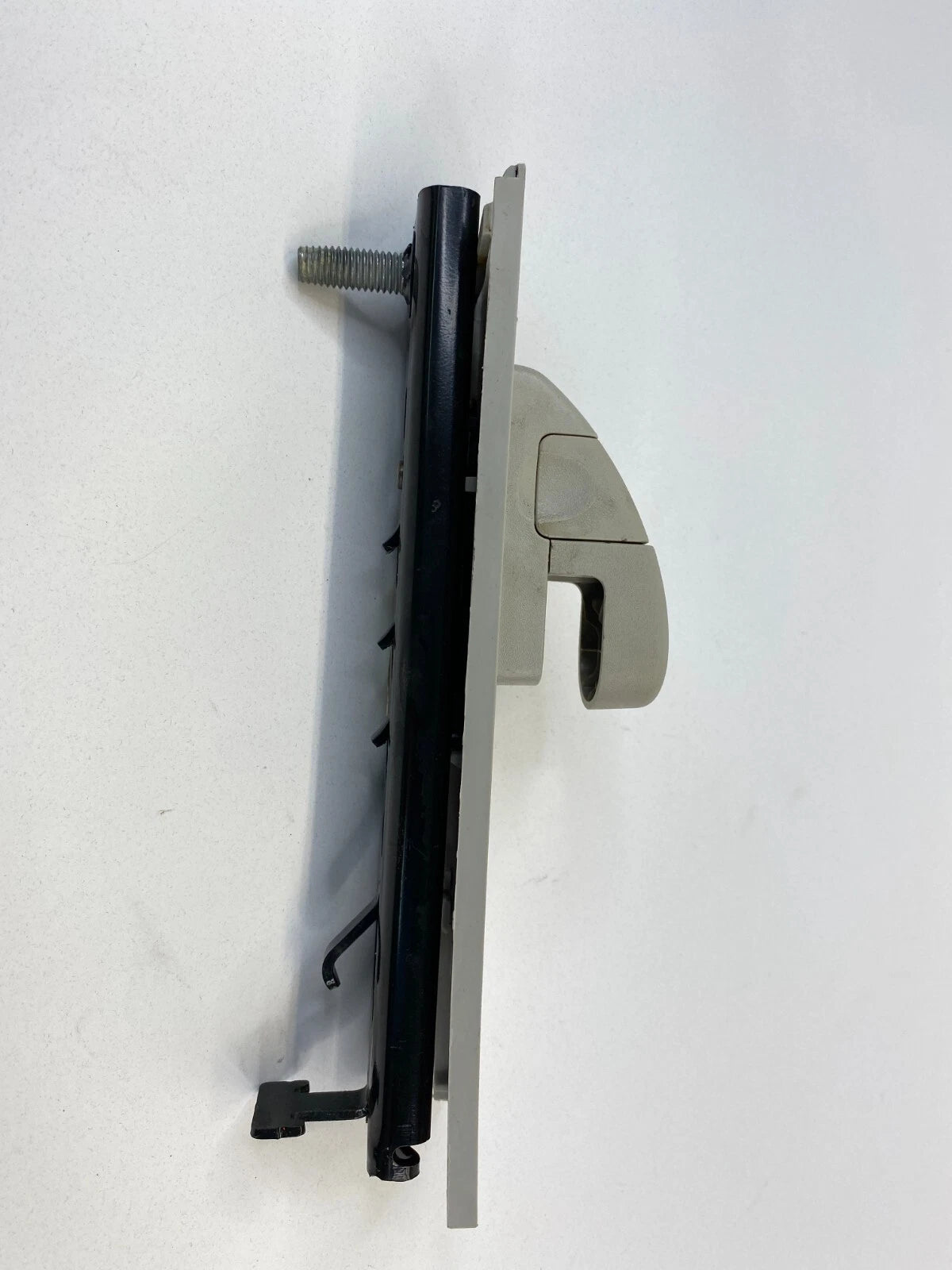 13-16 FORD FUSION FRONT RIGHT SEAT BELT SEATBELT HEIGHT ADJUSTER DG93-F602B82