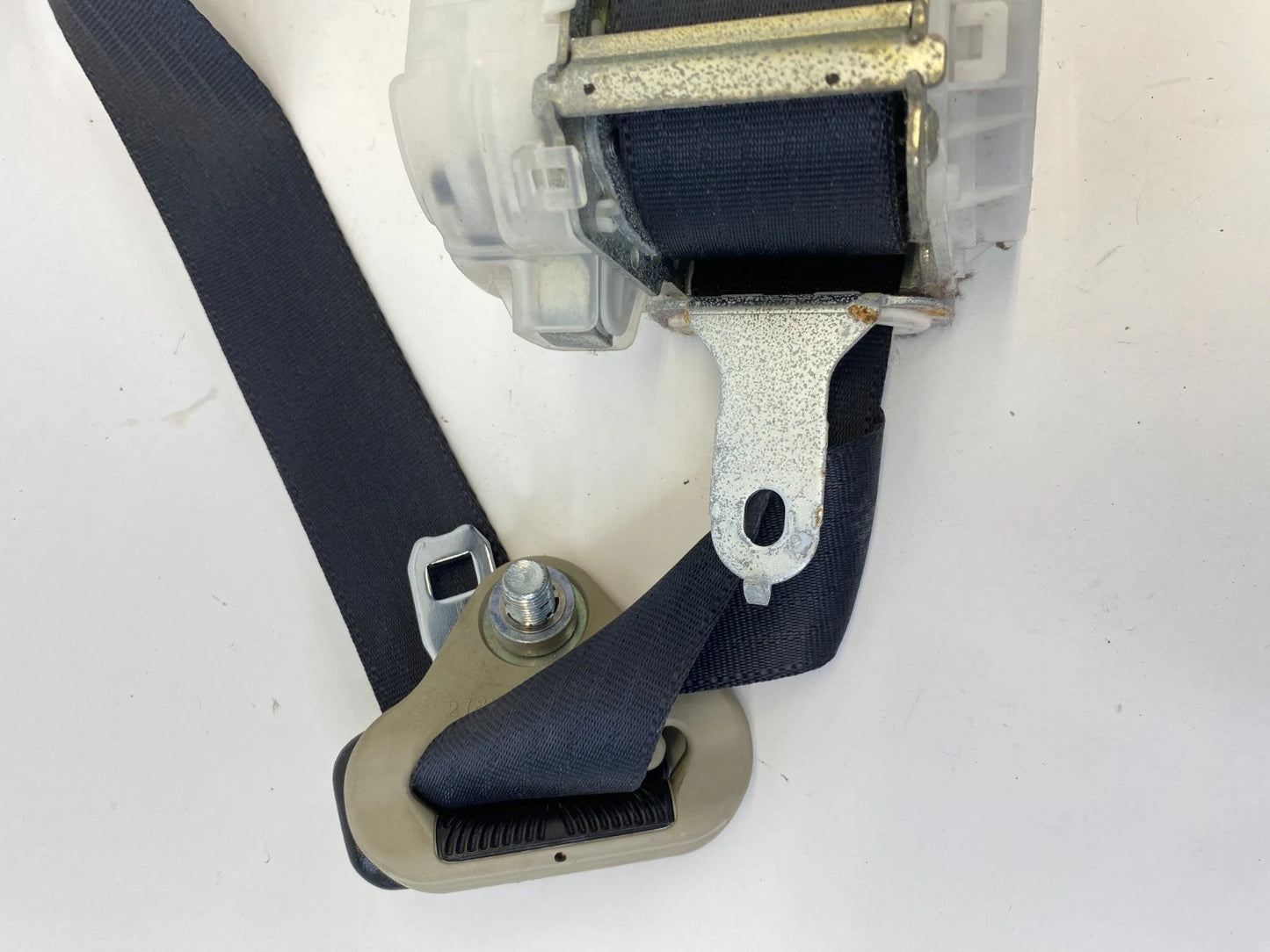 2007-2009 NISSAN ALTIMA SEDAN FRONT RIGHT PASSENGER SEAT BELT RETRACTOR UNIT OEM