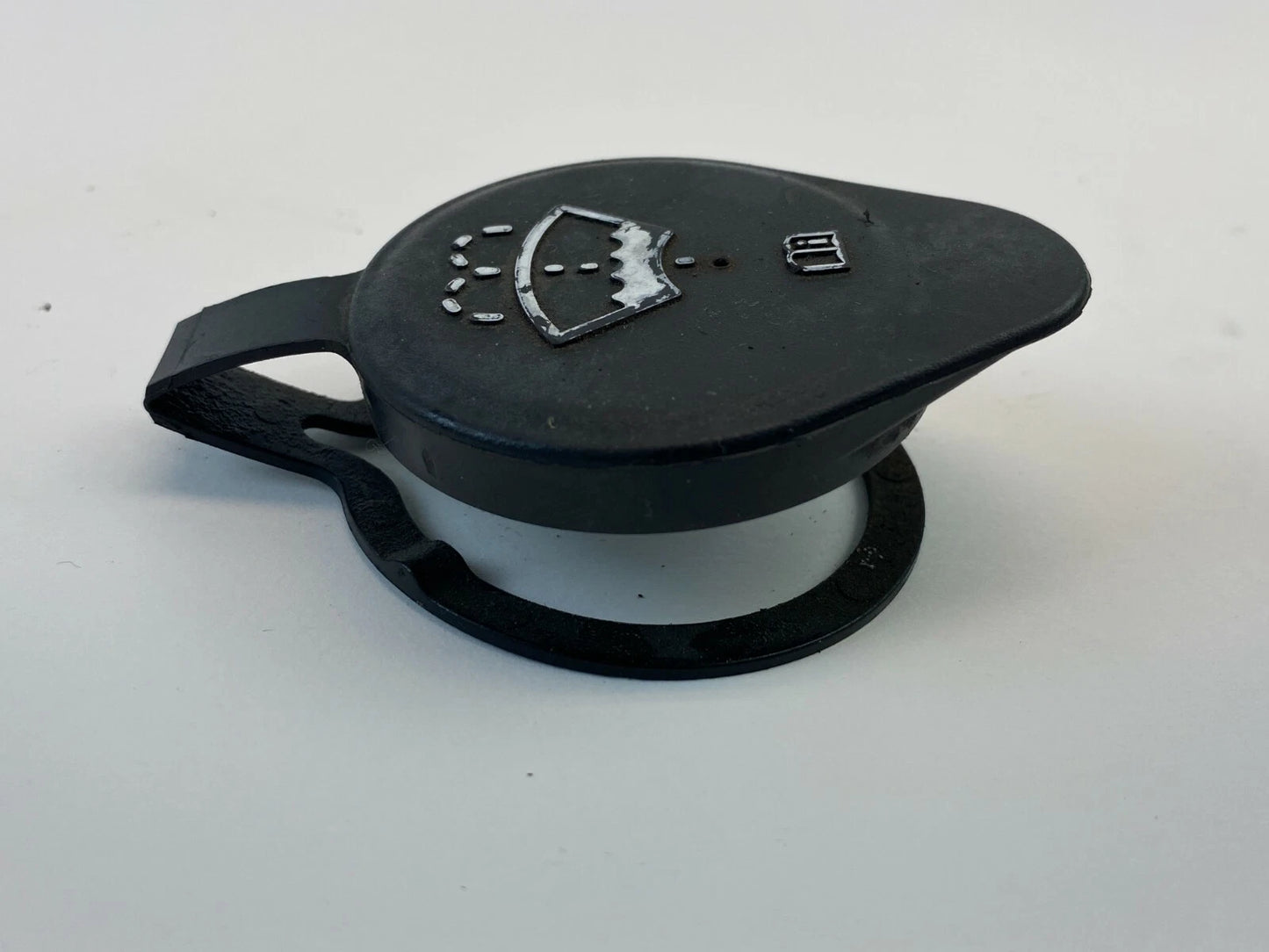 2006-2011 CHEVROLET HHR WINDSHIELD WASHER FLUID RESERVOIR CAP LID OEM