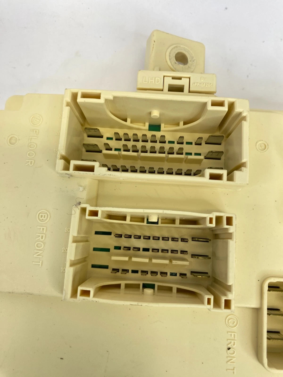 2012-2015 HYUNDAI SONATA HYBRID INTERIOR CABIN FUSE JUNCTION BOX 91950-3S202
