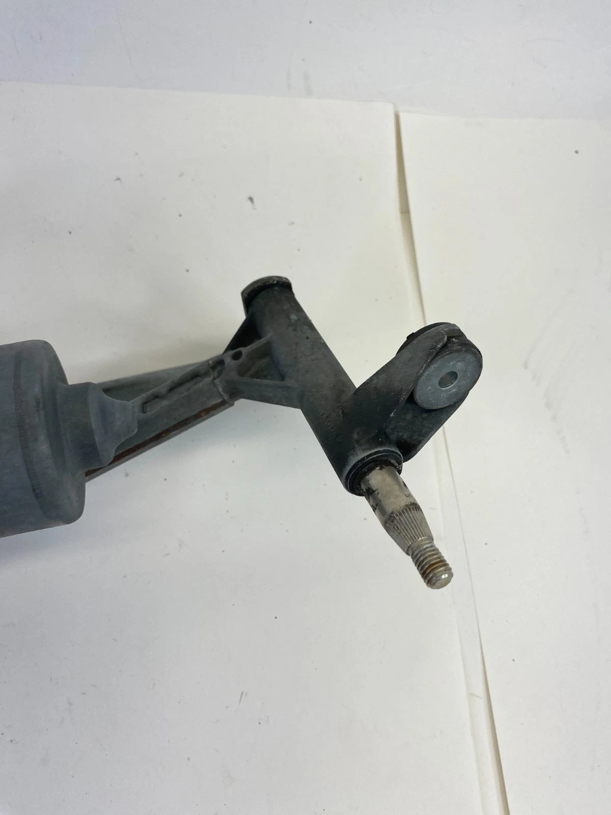 2009-2015 JAGUAR XF XFR FRONT WINDSHIELD WIPER LINKAGE W/MOTOR 8X23-17500-AD OEM