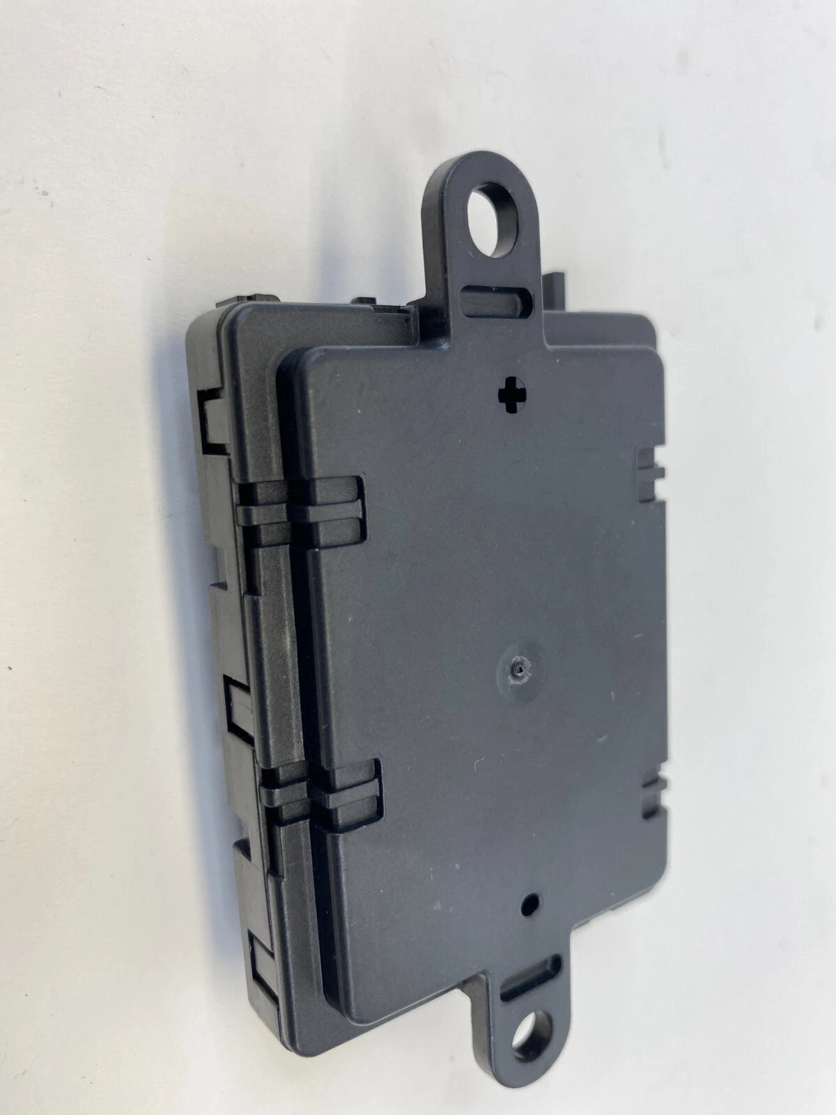 14-17 BMW X3 NAVIGATION IDRIVE CONTROLLER GPS ANTENNA CONTROL MODULE 9347470 OEM