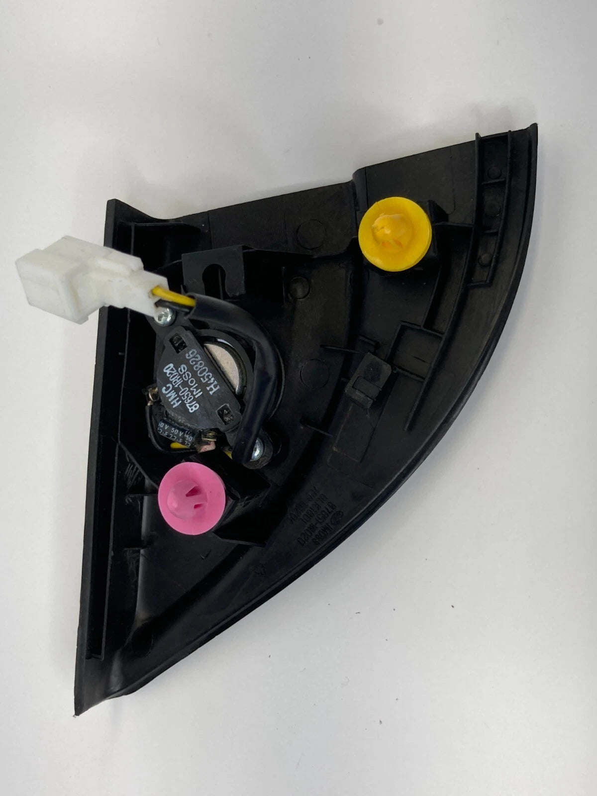 12-17 HYUNDAI ACCENT FRONT LEFT SIDE DOOR CORNER COVER W/ TWEETER 87651-1R020