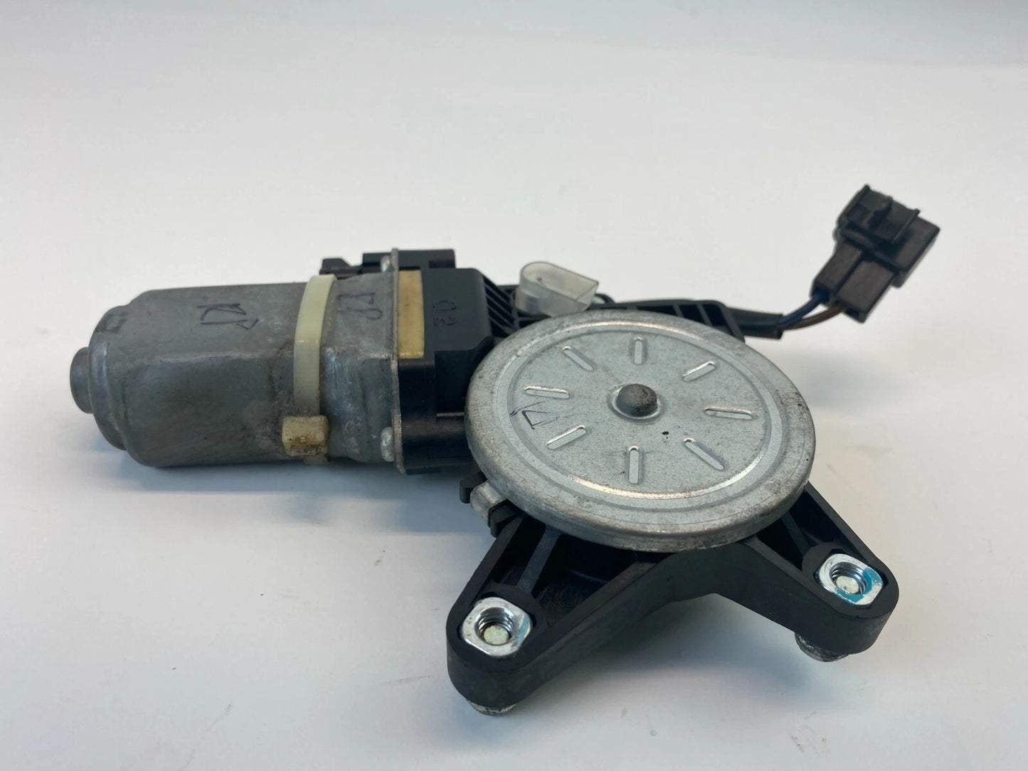 2008 2009 2010 SATURN VUE REAR RIGHT SIDE DOOR POWER WINDOW MOTOR ASSY 96672885