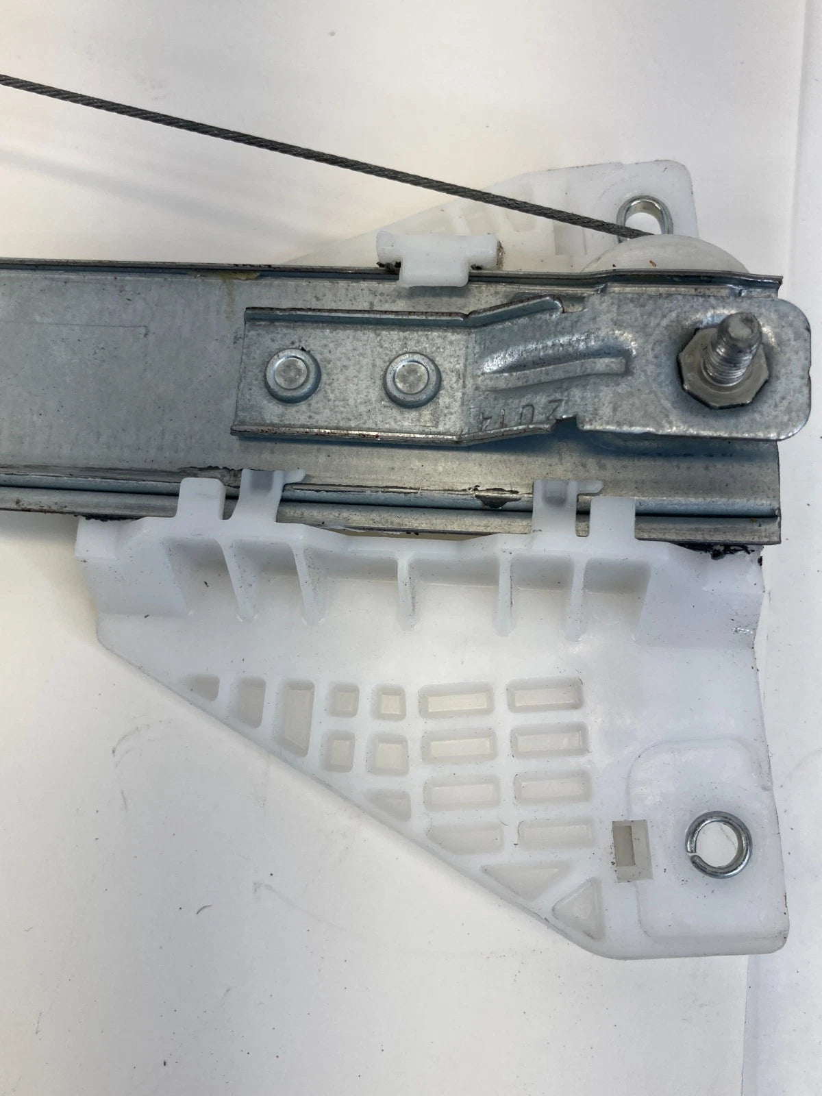 2013-2019 FORD ESCAPE REAR RIGHT SIDE DOOR WINDOW REGULATOR W/ MOTOR CM093180-06