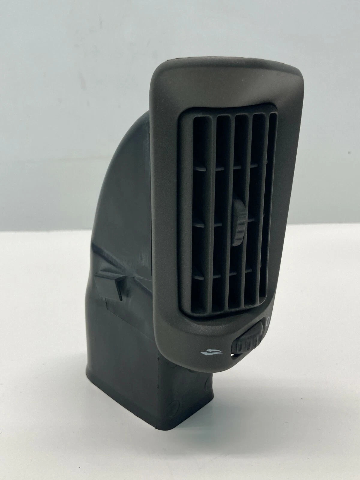 1999-2003 S80 PASSENGER B PILLAR AC HEATER AIR VENT NOZZLE DUCT RH 9158449 OEM