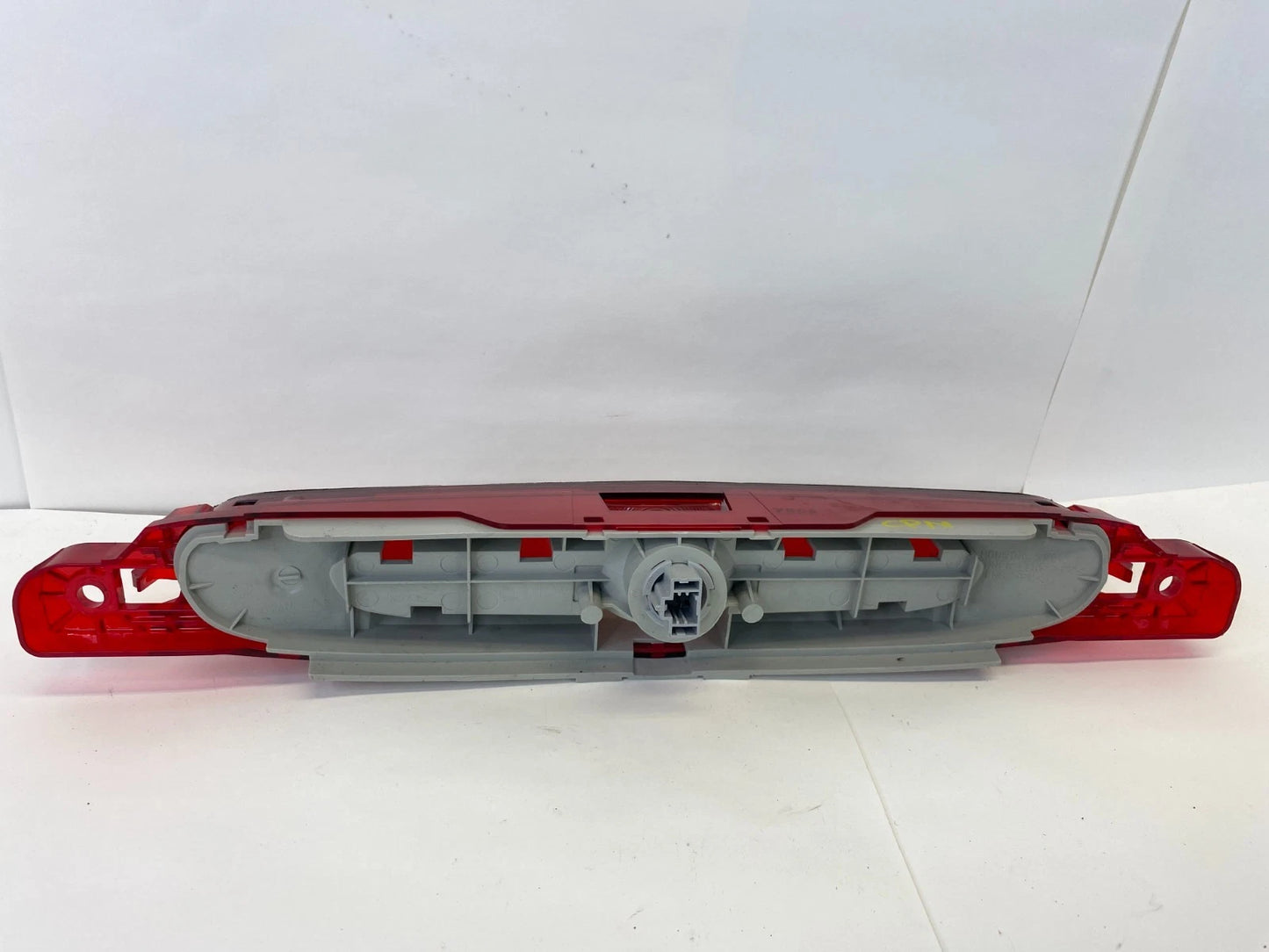 2010-2013 MAZDA3 MAZDA 3 SEDAN REAR THIRD 3RD BRAKE STOP LIGHT LAMP MOUNTED OEM