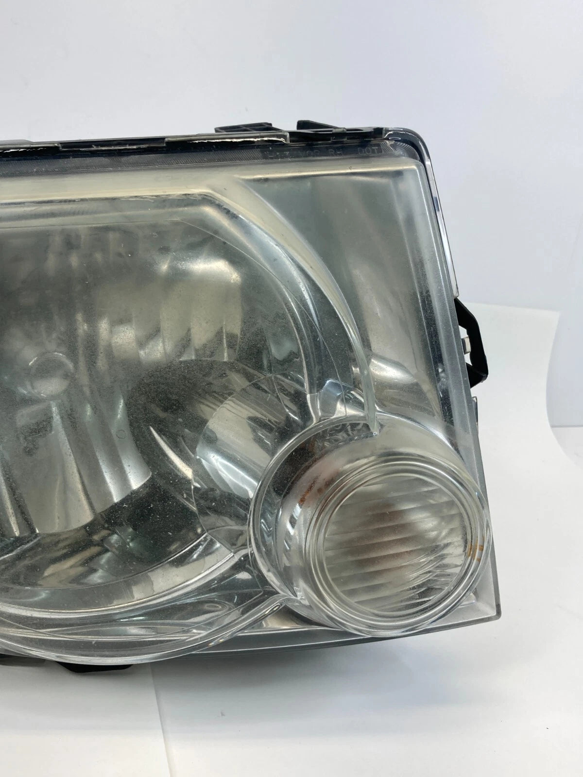 2007-2012 FORD ESCAPE FRONT RIGHT HEADLIGHT LENS UNIT OEM FACTORY 9L84-13005-A