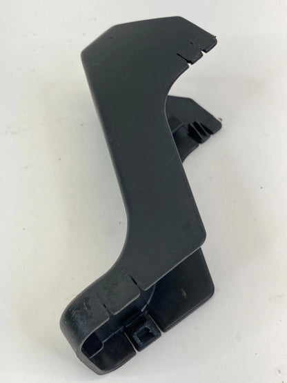 02-06 TOYOTA CAMRY FRONT RIGHT SEAT OUTER TRACK END CAP COVER TRIM 72137-AA020