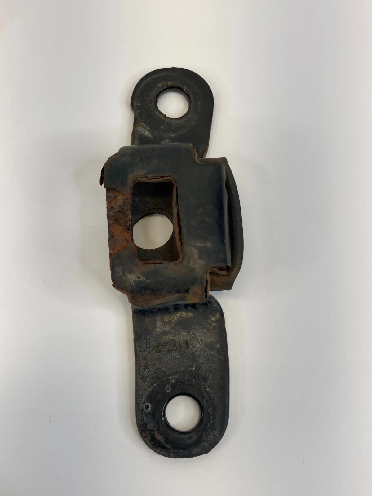 2004-2012 CHEVROLET COLORADO TAILGATE LATCH STRIKER BOLT ASSEMBLY SET OF 2 OEM