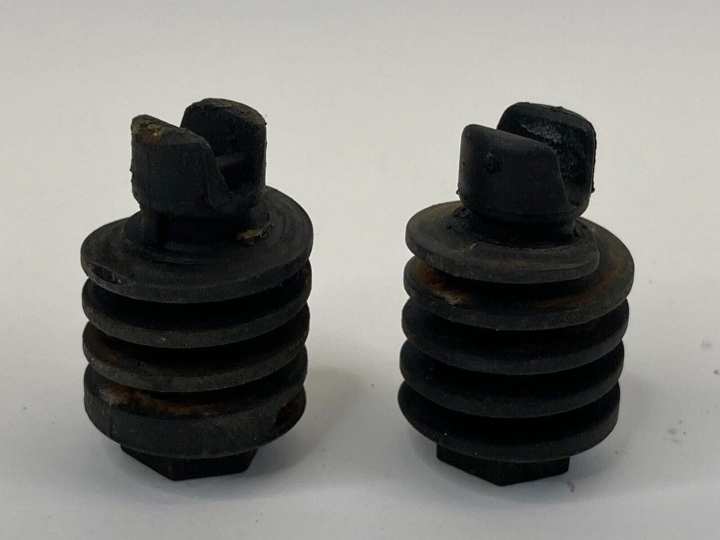 2004-2010 BMW X3 Front Hood Rubber Cushion Buffer Stopper Bumper Set Pair