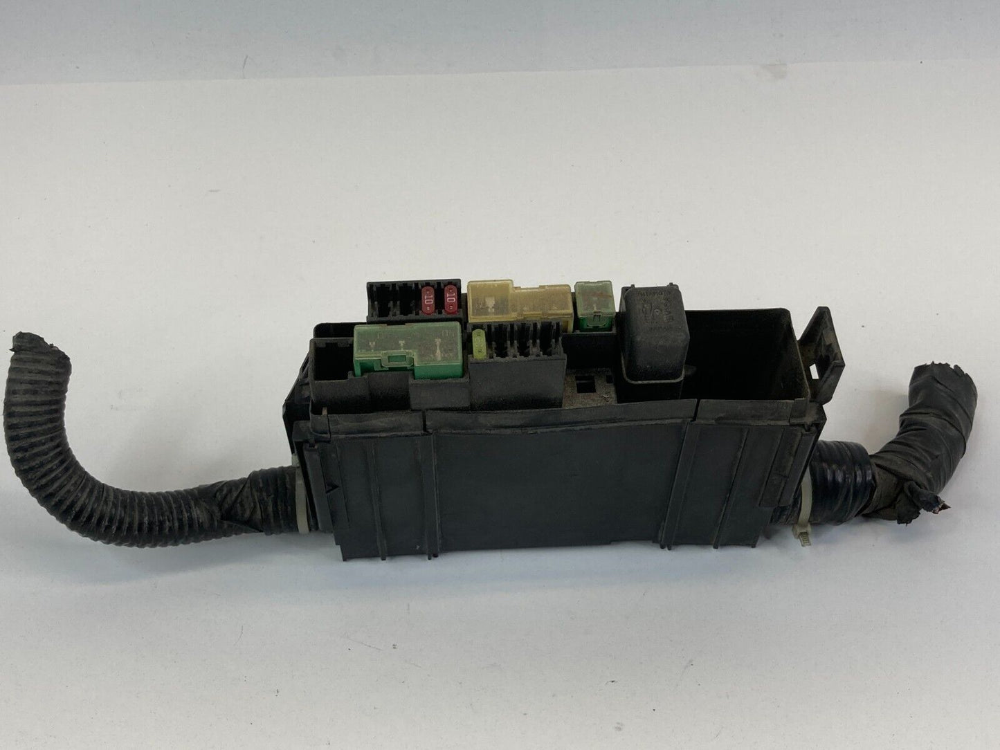 09-14 Nissan Cube 1.8L L4 Front Compartment Fuse Box Relay Module 24382-EW70B