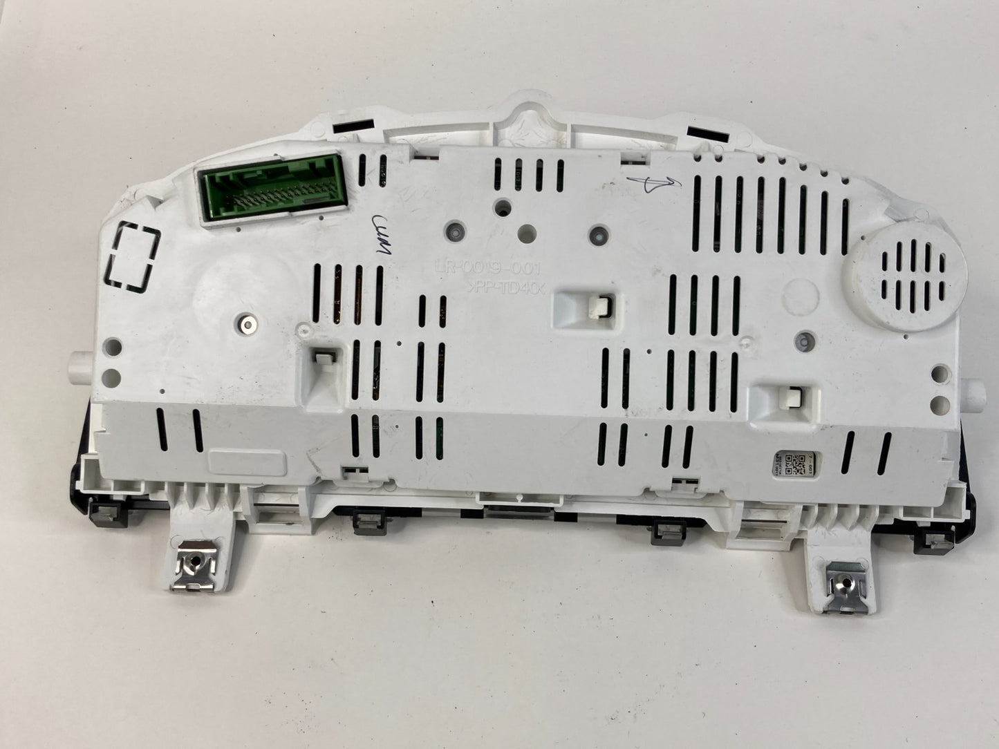 08 09 Land Rover LR2 3.2L AT Speedometer Instrument Cluster 176K Miles LR009327