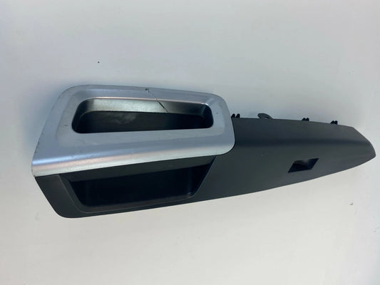 2008-2010 SATURN VUE FRONT RIGHT PASSENGER SIDE DOOR WINDOW SWITCH COVER TRIM