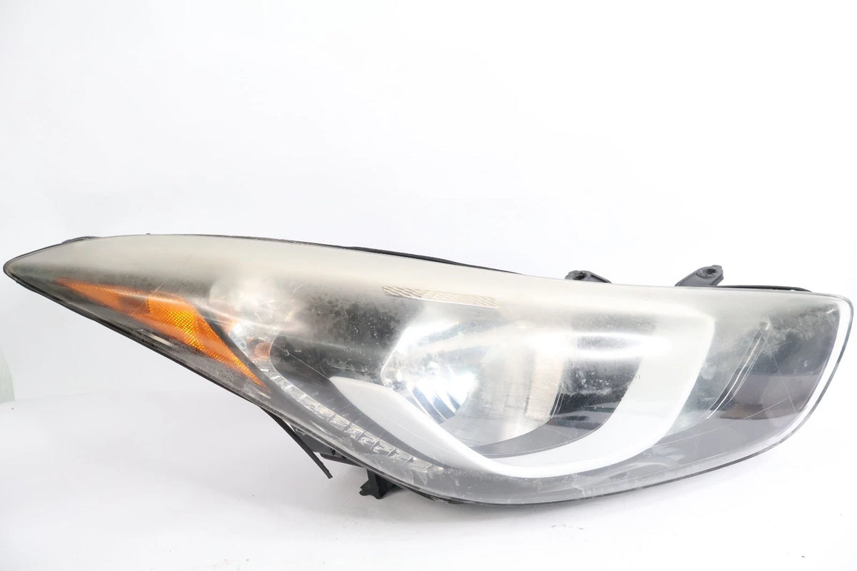 2014-2016 HYUNDAI ELANTRA SEDAN RIGHT PASSENGER HEADLIGHT HEADLAMP HALOGEN