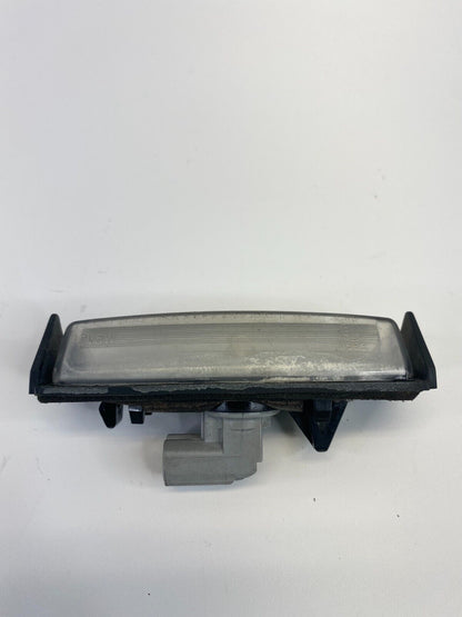 02-11 Toyota Camry 04-10 Sienna Trunk Lid License Plate Light Lamp E13-0553 OEM