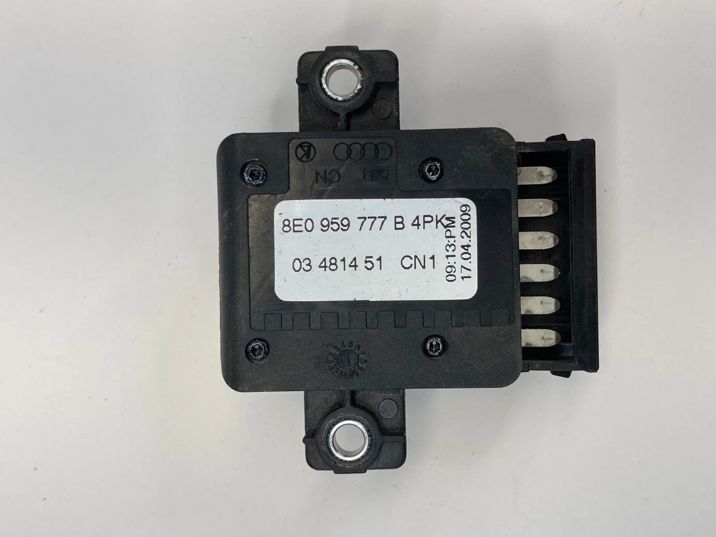 05-18 AUDI A6 QUATTRO FRONT LEFT SEAT LUMBAR SUPPORT CONTROL SWITCH 8E0959777B