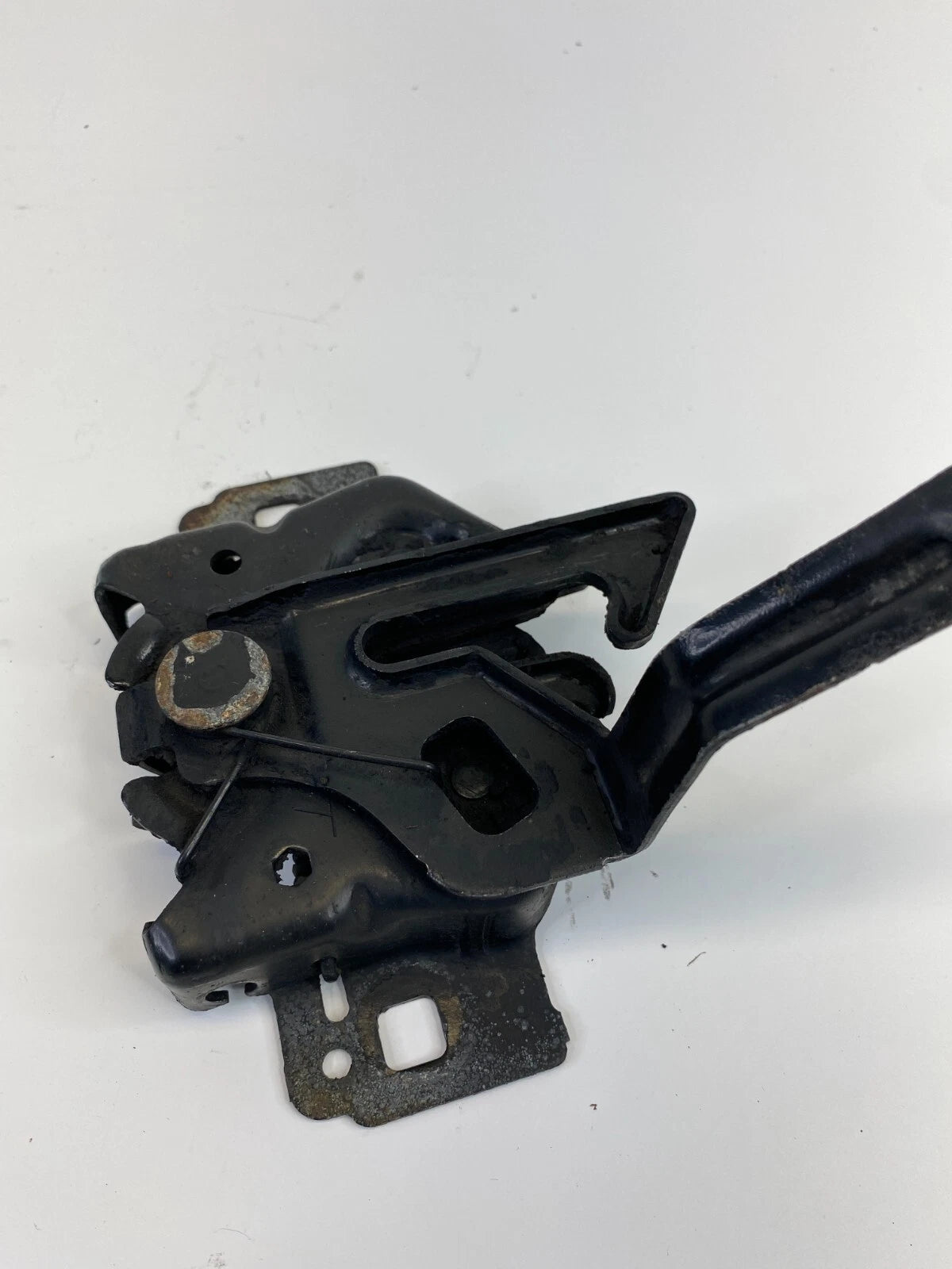 2002 2003 2004 2005 2006 FORD EXPEDITION HOOD LOCK LATCH RELEASE ACTUATOR OEM