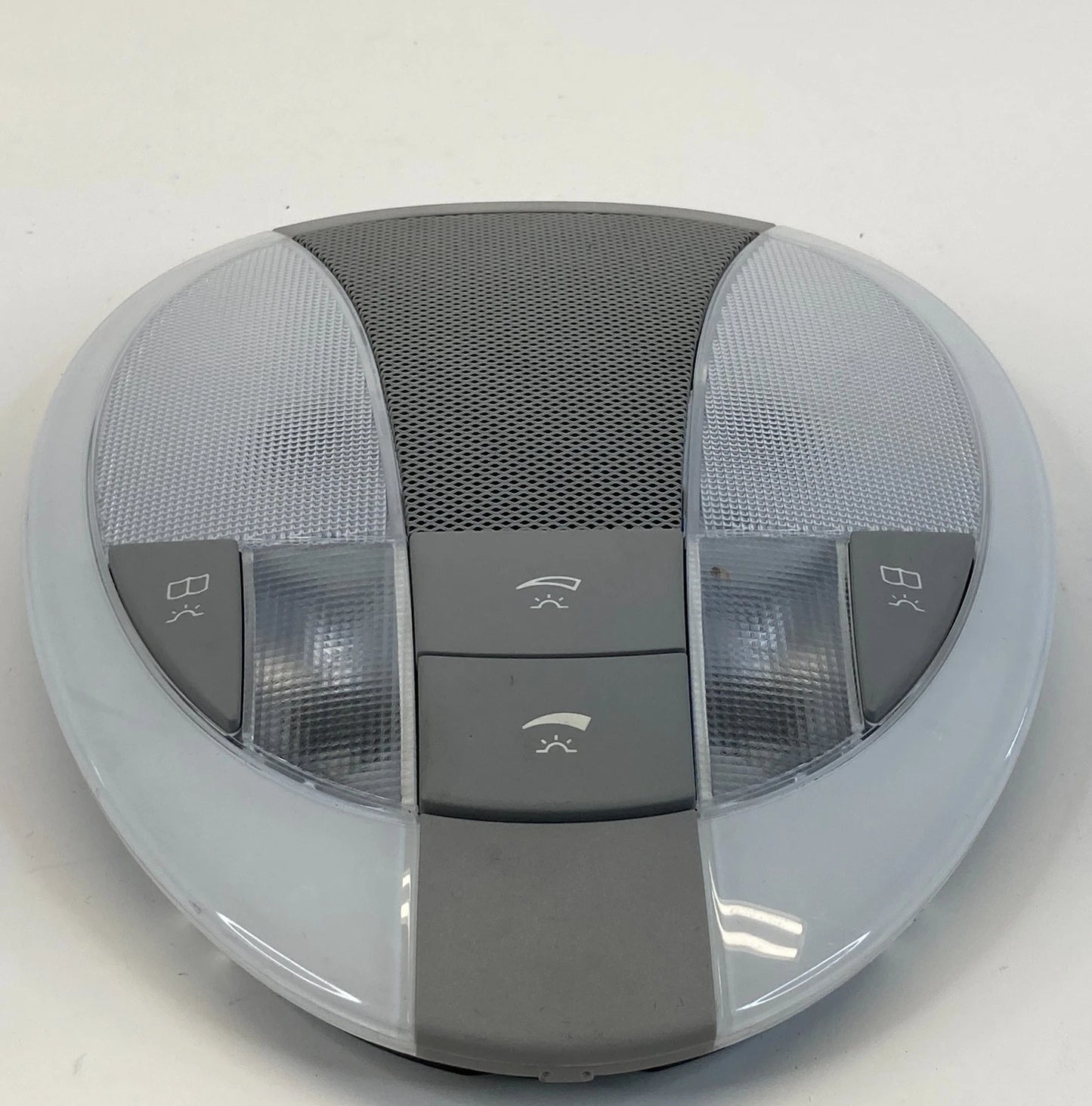 2006 MERCEDES-BENZ CLS500 REAR OVERHEAD DOME READING LIGHT LAMP A211-820-20-01