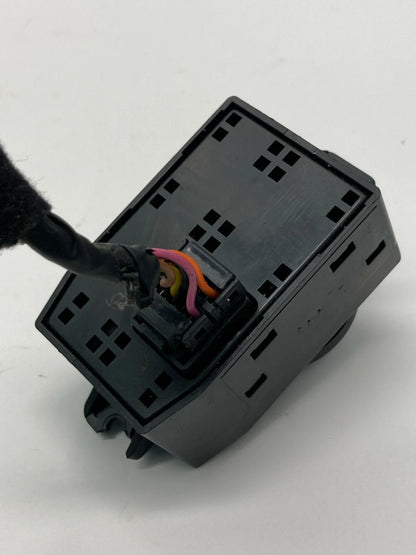 2002-2005 KIA SEDONA FRONT LEFT DOOR POWER MIRROR CONTROL SWITCH 621W04210 OEM