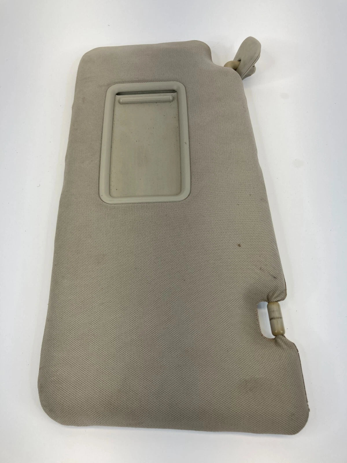 2007-2012 NISSAN VERSA ROOF LEFT DRIVER SIDE SUNVISOR SUN VISOR SHADE OEM