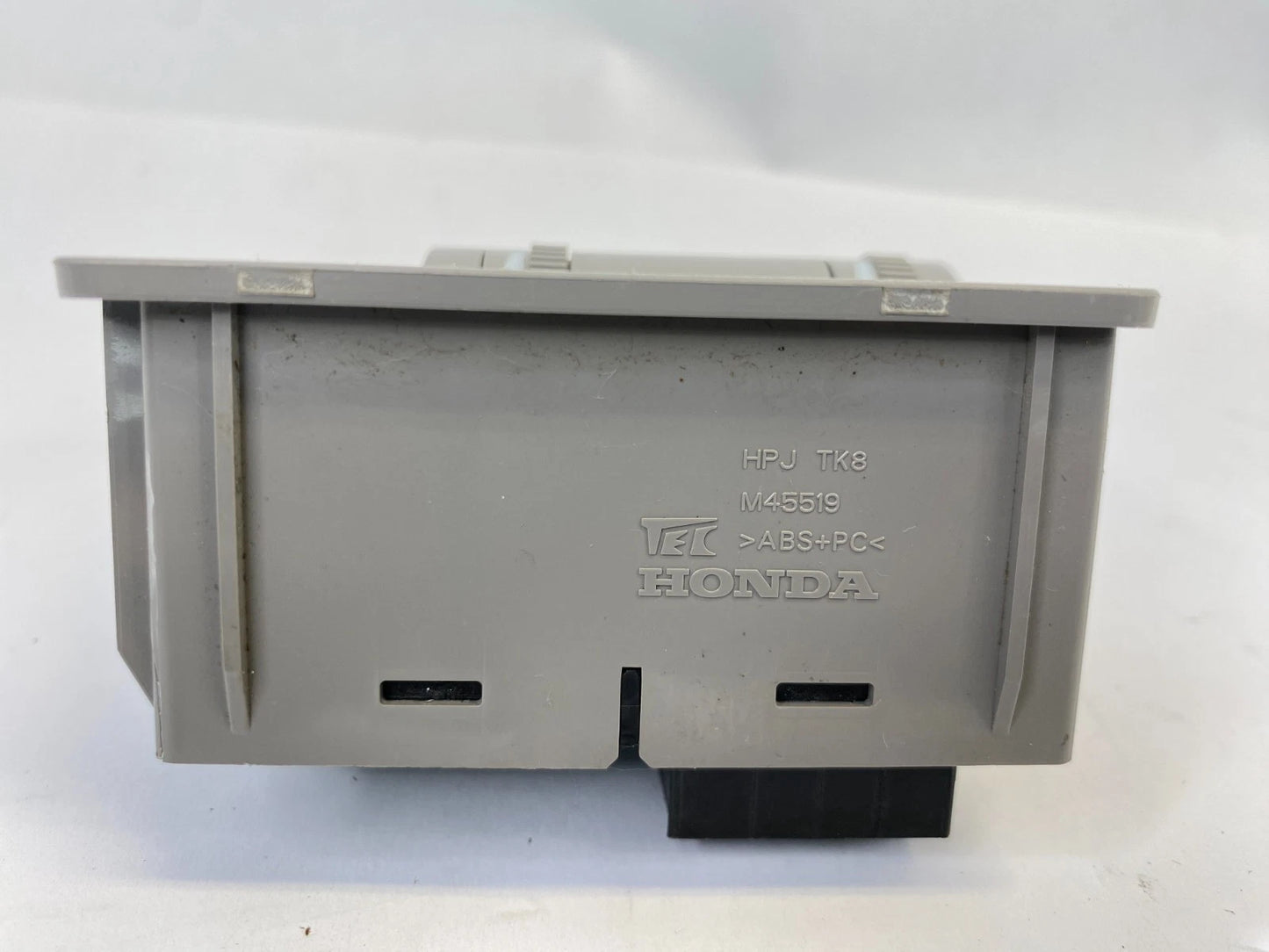 2011-2017 HONDA ODYSSEY VLR TV INPUT AUDIO HEADPHONE JACK SOCKET M45519 OEM