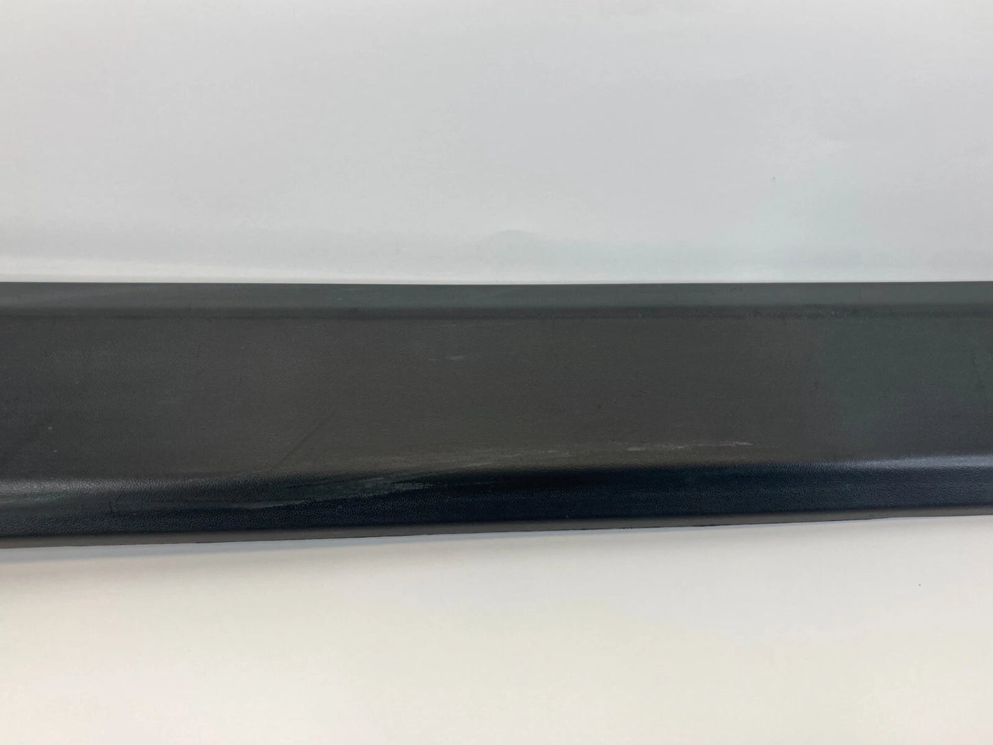 2006-2010 JEEP COMMANDER FRONT RIGHT EXTERIOR DOOR TRIM MOLDING 5JP68TRMAA OEM