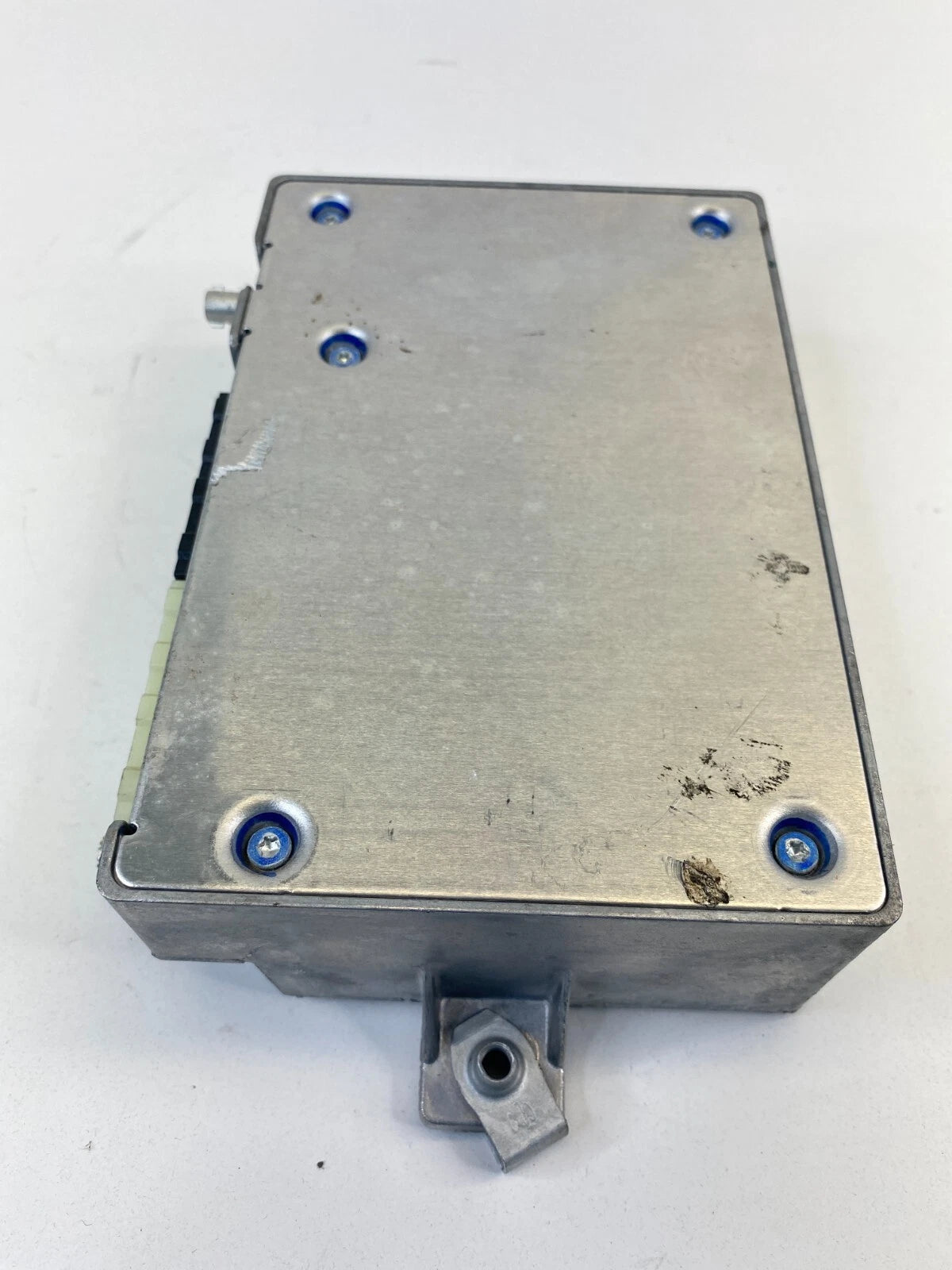 2005 2007 SATURN VUE COMPUTER ONSTAR COMMUNICATION CONTROL MODULE 10393958 OEM