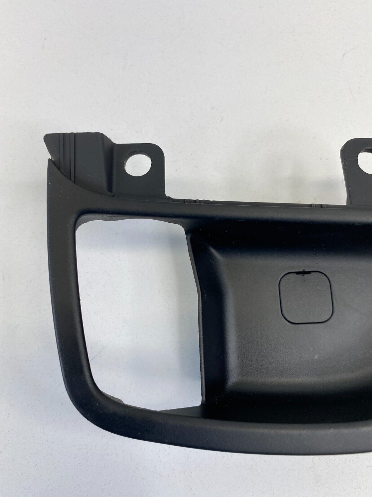 11-16 Hyundai Elantra Rear Left Inner Door Handle Trim Bezel Cover 83611-MD100