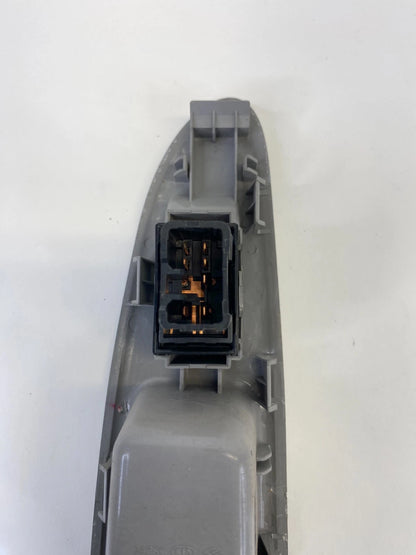 06-08 KIA OPTIMA REAR RIGHT BACK DOOR WINDOW CONTROL SWITCH W/ BEZEL 93580-2G500