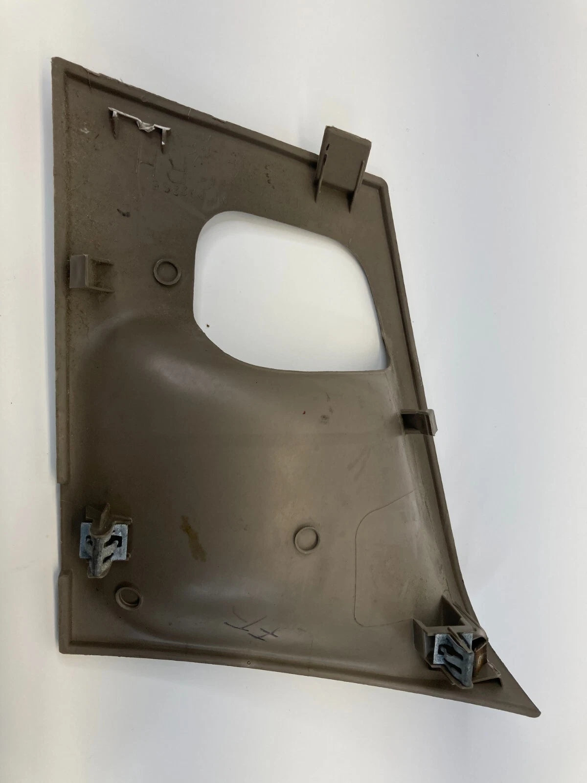 2002-2005 FORD EXPLORER FRONT RIGHT IINTERIOR DOOR HANDLE COVER BEZEL TRIM PANEL