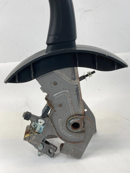 2014-2019 KIA SOUL PARKING E-BRAKE BRAKE HANDLE EMERGENCY BRAKE LEVER OEM