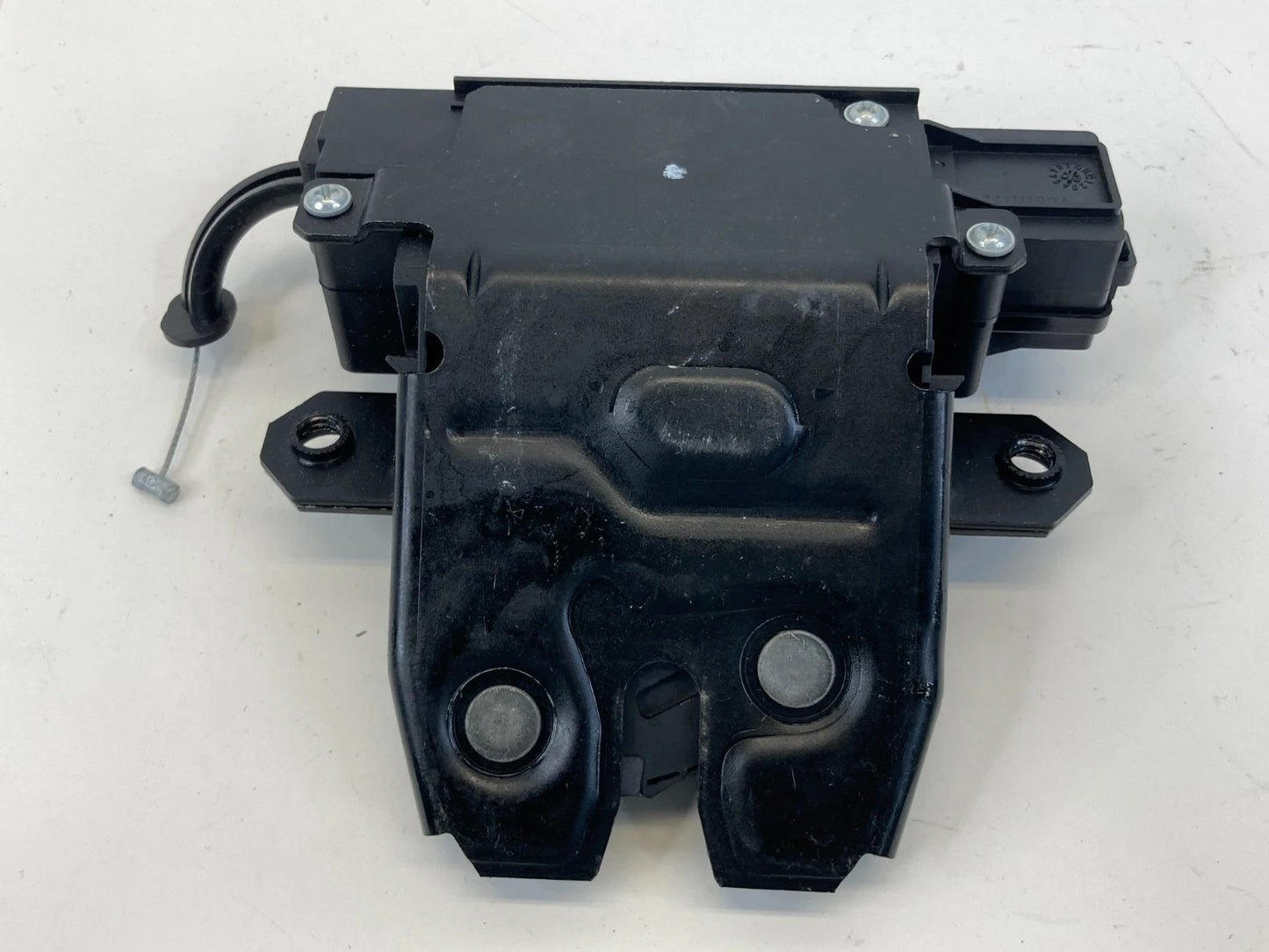 04-11 VOLVO S40 SEDAN TRUNK LATCH RELEASE DECK LID LOCK ACTUATOR 4N51-F442A66-BL