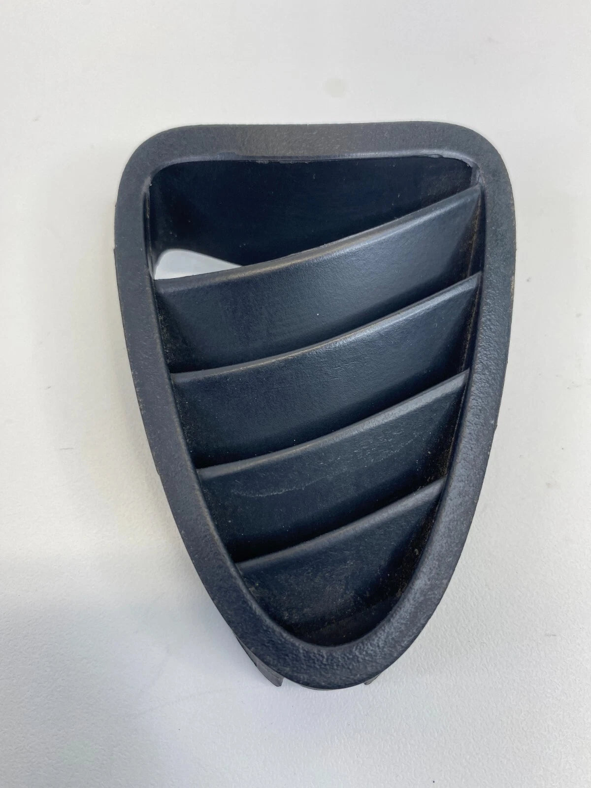 2012-2015 CHEVY CAPTIVA SPORT RIGHT FR DASH AC VENT DEFOGGER OUTLET GRILLE OEM