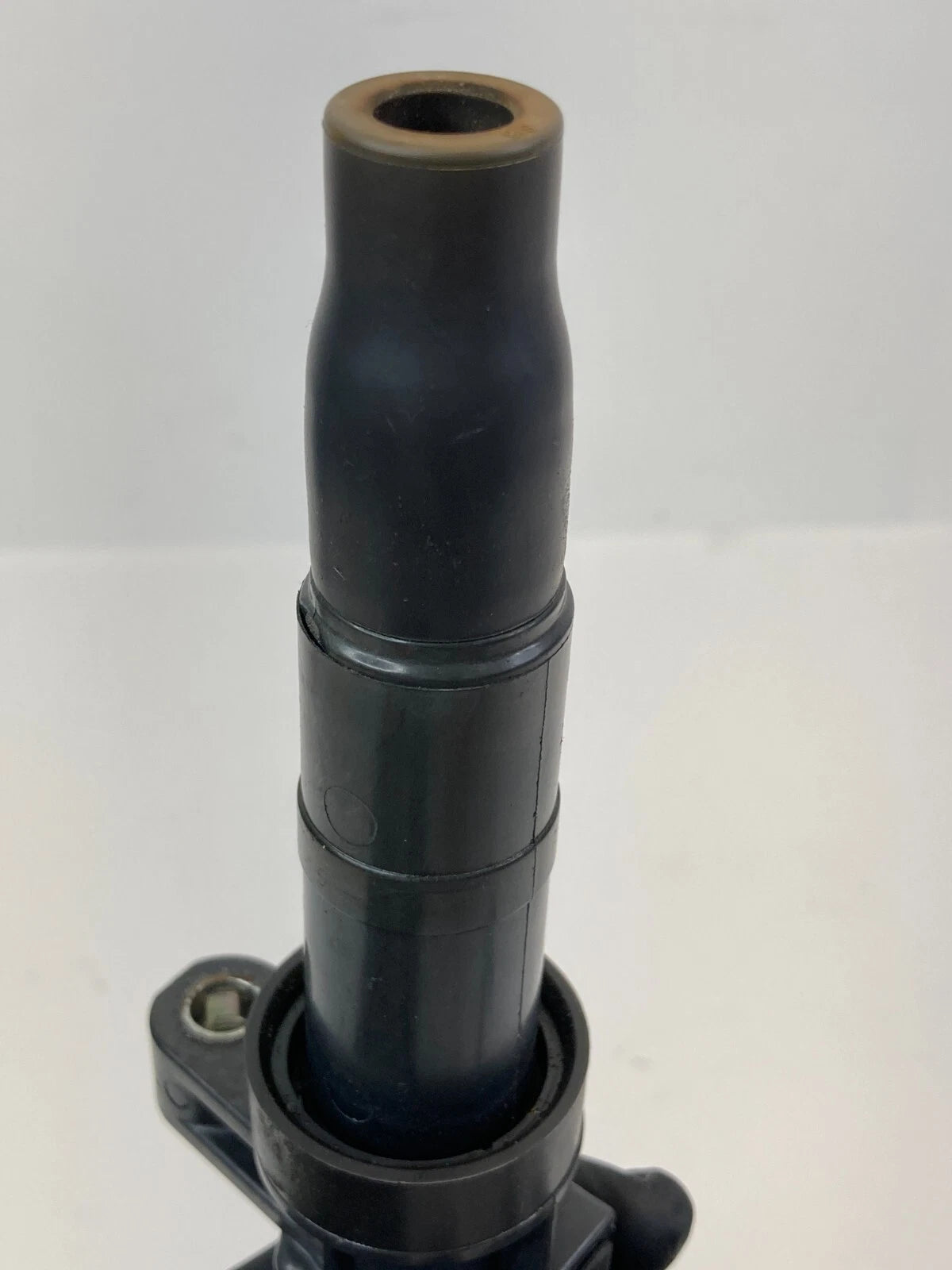 08-14 HYUNDAI SONATA 2.4L ENGINE IGNITION COIL IGNITER DENSO 273003F100 OEM