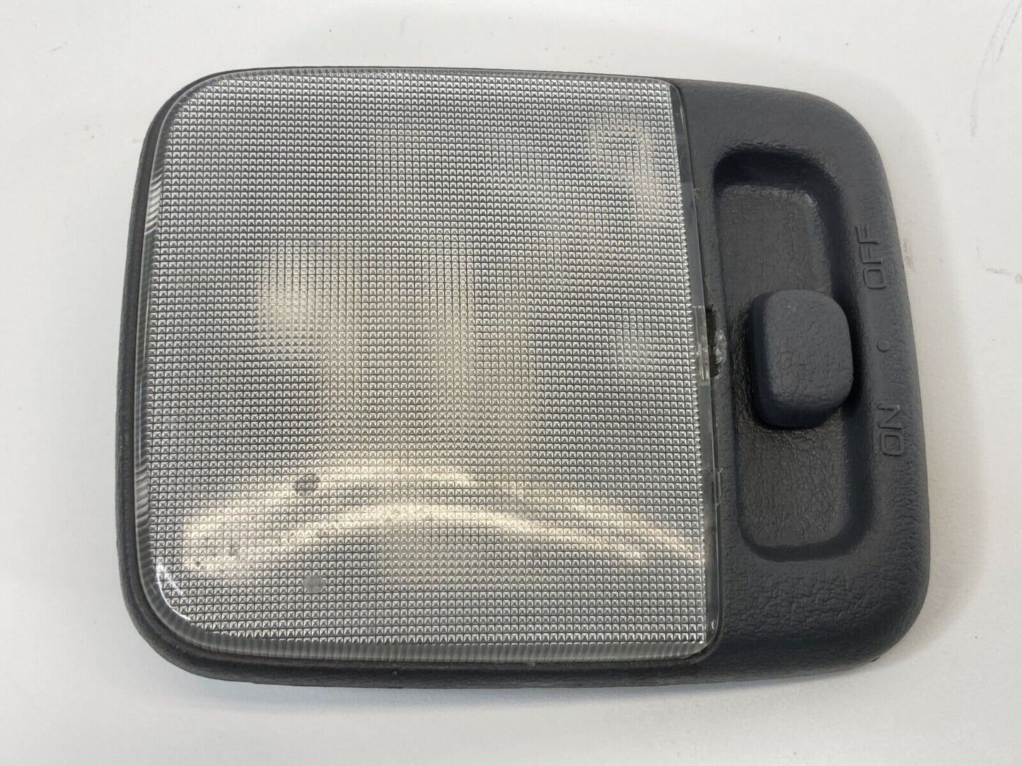 1999 1900 2001 2002 Nissan Pathfinder Center Roof Overhead Dome Map Light OEM