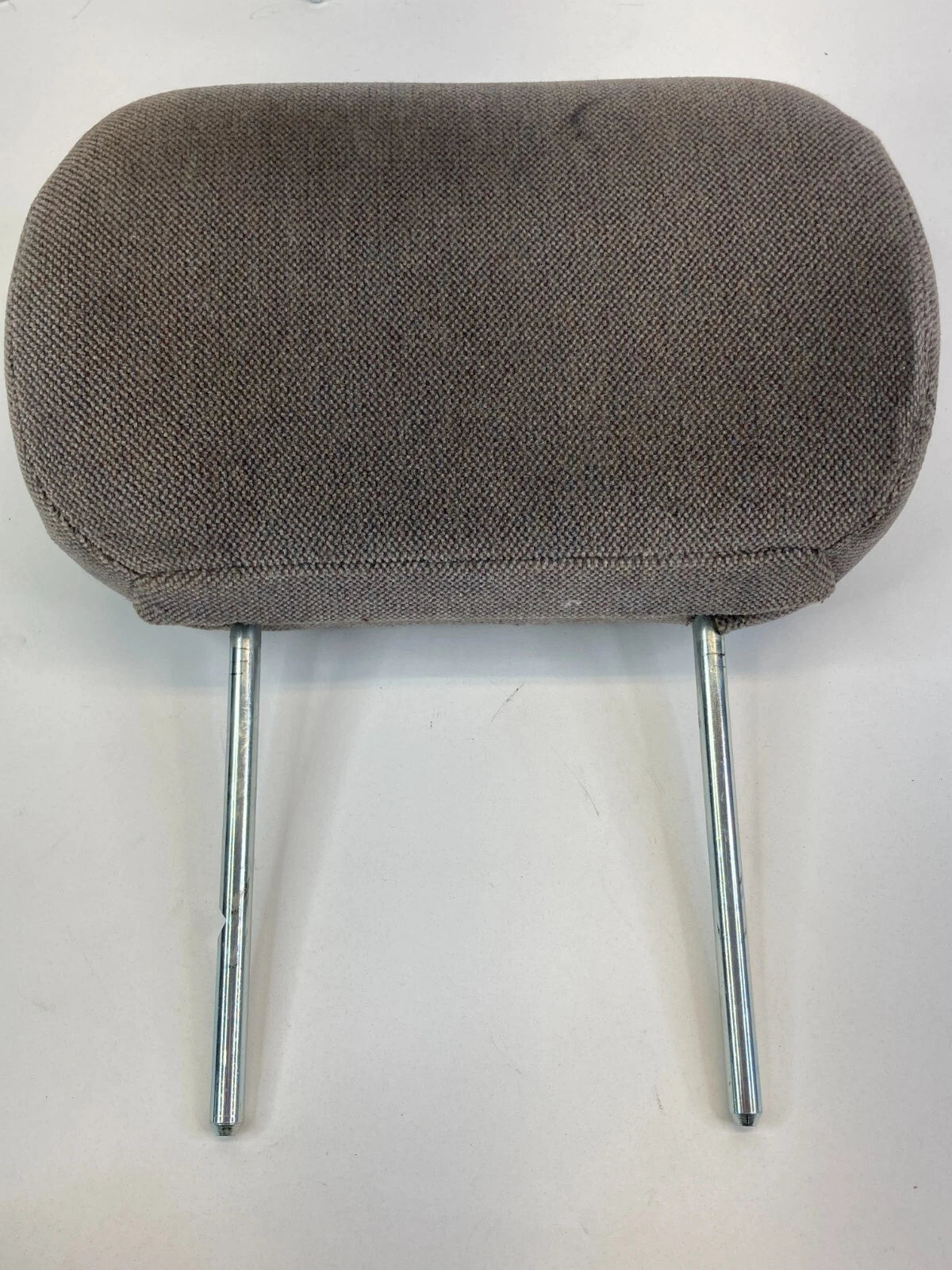 02-04 GMC ENVOY FRONT SEAT HEADRESTS CLOTH MEDIUM DARK PEWTER PAIR SET OF 2 OEM