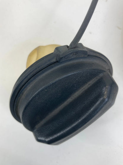 2005-2007 MERCURY MARINER FORD ESCAPE FUEL TANK FILLER GAS CAP COVER ASSY OEM