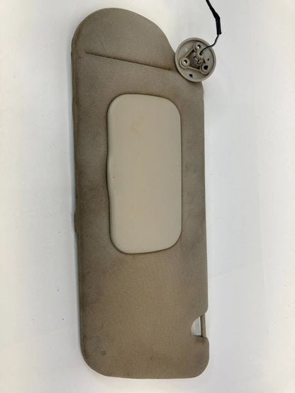 2001-2005 PONTIAC AZTEK FRONT RIGHT PASSENGER SIDE SUN VISOR SHADE W / MIRROR