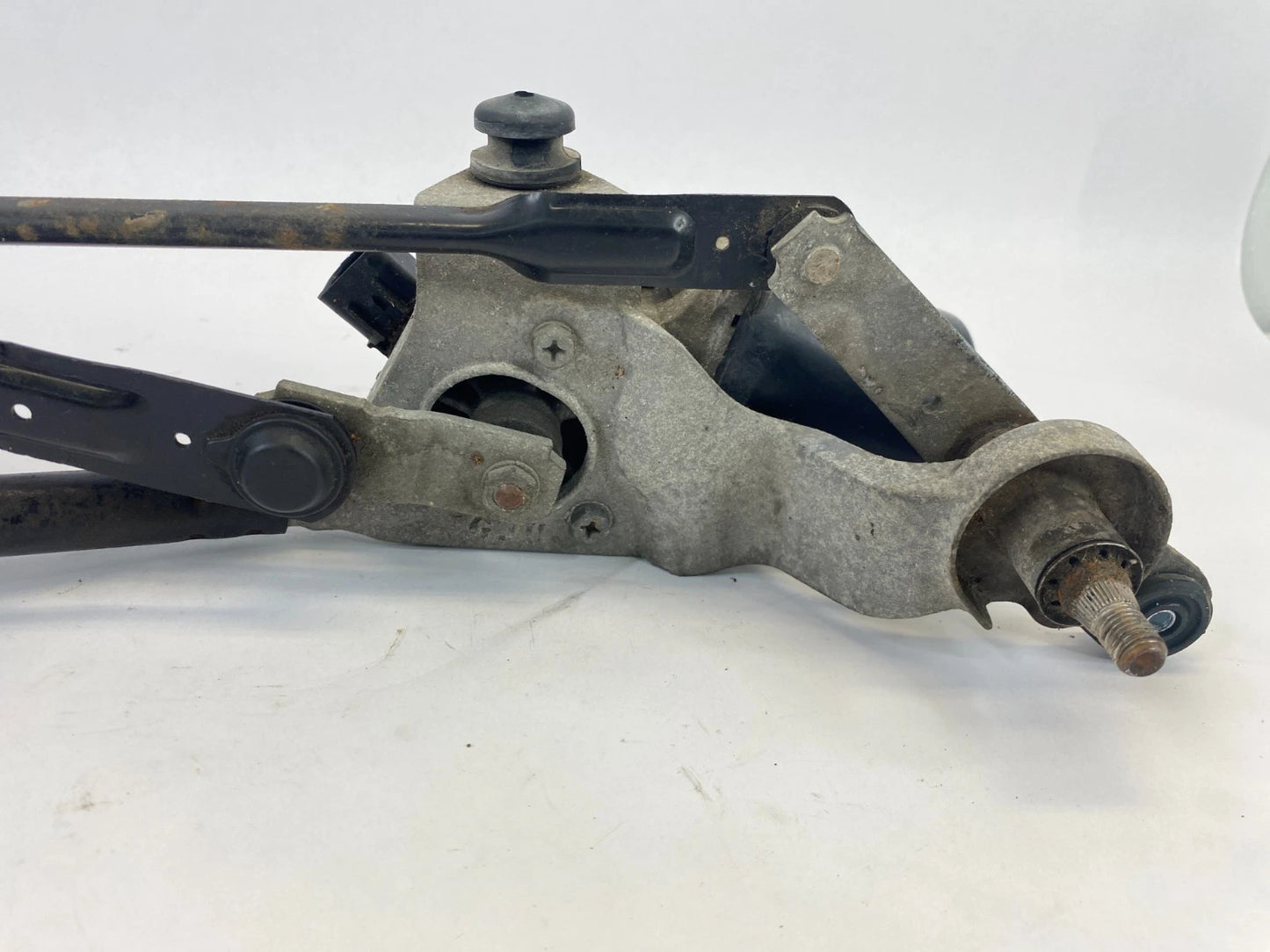 2011-2016 HYUNDAI ELANTRA FRONT WINDSHIELD WIPER MOTOR W LINKAGE 98110-3X000 OEM