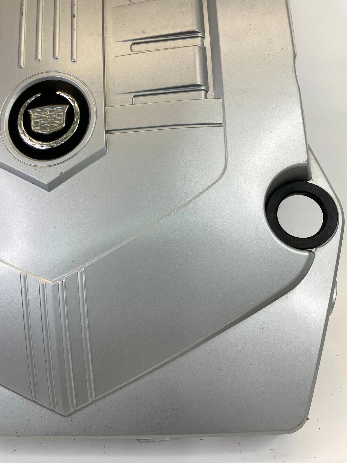 2004-2007 CADILLAC CTS 3.6L ENGINE COVER APPEARANCE TRIM TOP LID OEM