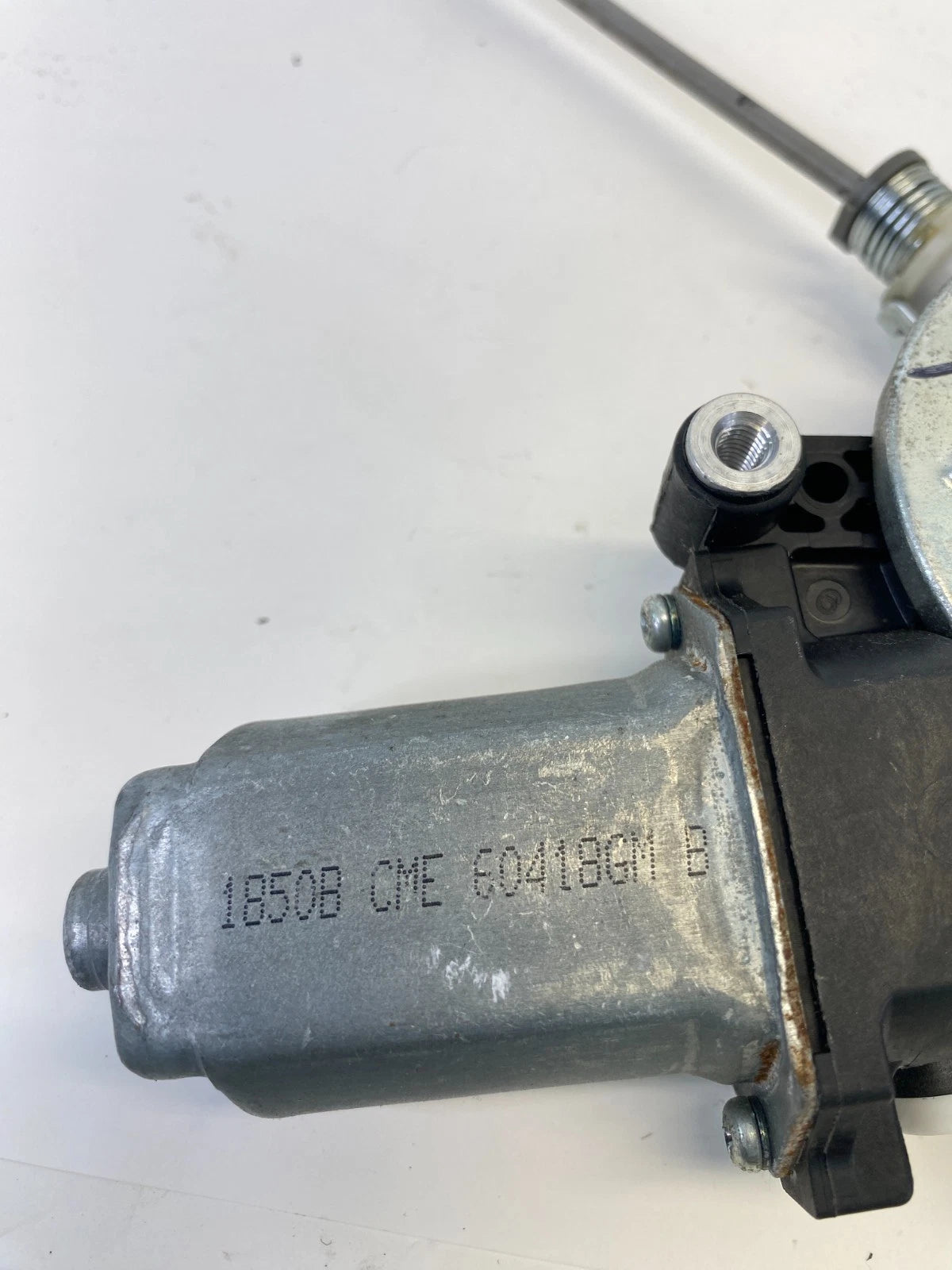 2003-2008 HONDA PILOT FRONT RIGHT SIDE DOOR WINDOW REGULATOR W /MOTOR OEM