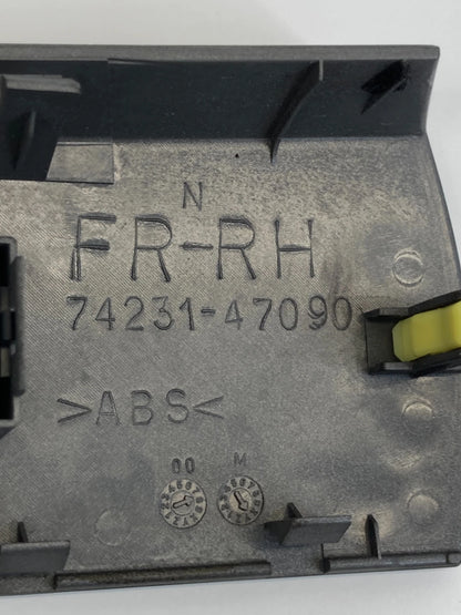 04-09 TOYOTA PRIUS FRONT RIGHT PASSENGER DOOR WINDOW SWITCH BEZEL OEM 7423147090