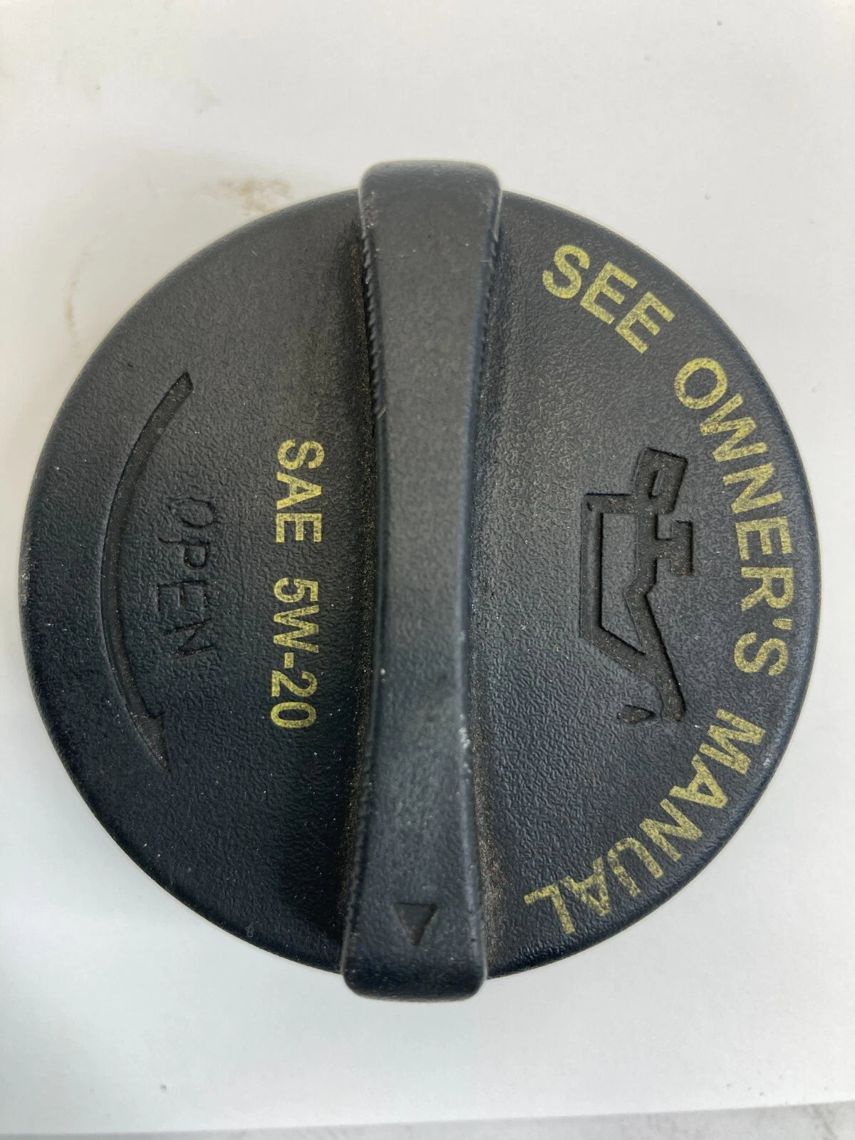 2007-2020 HYUNDAI ELANTRA ENGINE OIL FILLER CAP COVER LID SAE 5W-20 OEM